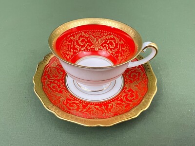 CM Hutschenreuther Hohenberg Germany Red Gold Encrusted Demitasse Tea Cup Saucer
