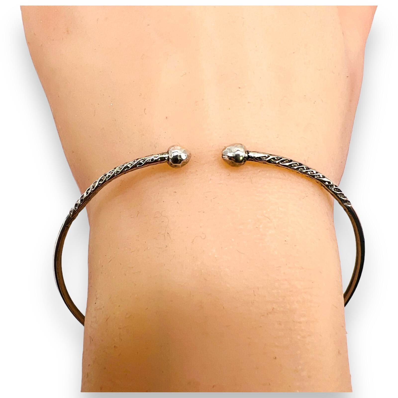 Vintage 925 Sterling Silver Cuff with Knobs Brace… - image 12