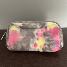 NWT Lululemon Everywhere Belt Bag 1L Hyper Dye Multi  *SOLD OUT ONLINE*
