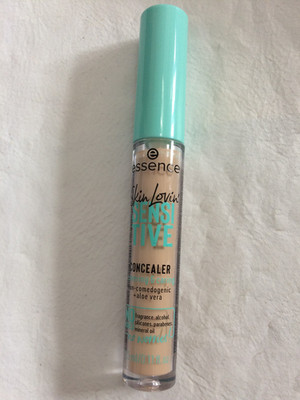 essence Skin Lovin´ Sensitive Concealer 3,5 ml - 20 Medium