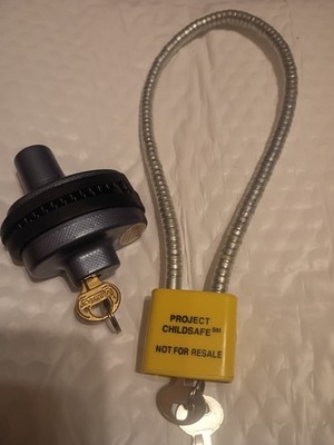 Lot Of 2Master Trigger Lock & Child Safety Padlock Firearm Gun Keys Cable Yellow