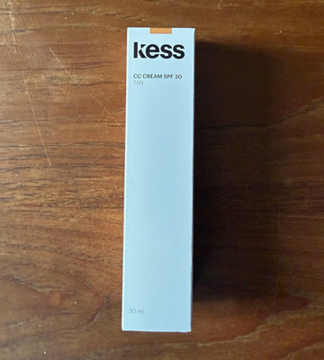 KESS Berlin CC Cream Farbe Tan SPF 30 Creme 30 ml mit Hyaluronsäure
