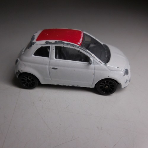 N24.458 Stellantis Fiat 500 Italia Majorette Auto Miniatura Metallo Bianco Rosso - Foto 13 di 21