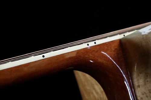 Gibson Custom Shop Hummingbird BIRDSEYE MAPLE 2005 Acoustic Guitar - Picture 10 of 11