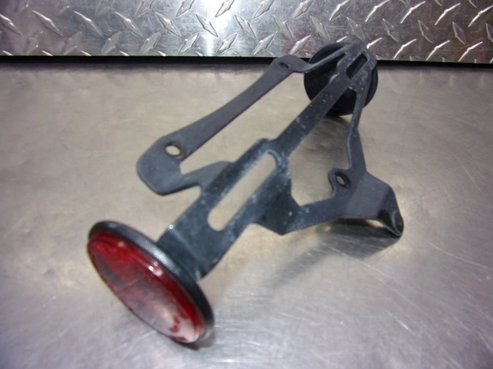 785 A HONDA CB 500 F 2014 OEM   LICENSE PLATE TAG MOUNT  BRACKET REFLECTOR - Image 2 of 4