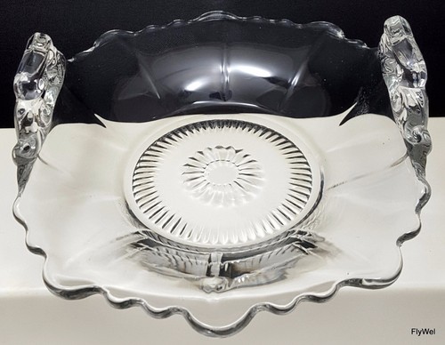 Cambridge Martha 2-Handled Basket 6in Bon Bon Dish 3600 Clear ca 1930 - Picture 3 of 10