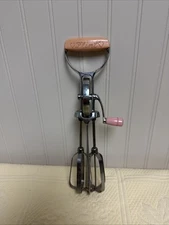 Vintage Flint Best Ekco Hand Mixer PINK Handle Stainless Egg Beater