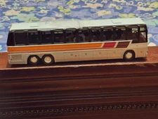 1:43 prevost mirrage coach bus