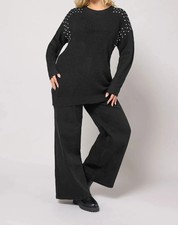 Image of LADIES EX YOURS BLACK DIAMANTE EMBELLISHED JUMPER SIZE 22 - 24 (REF 808)
