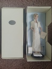 NEW FRANKLIN MINT DIANA PRINCESS OF WALES PORCELAIN PORTRAIT DOLL W/ COA EX   