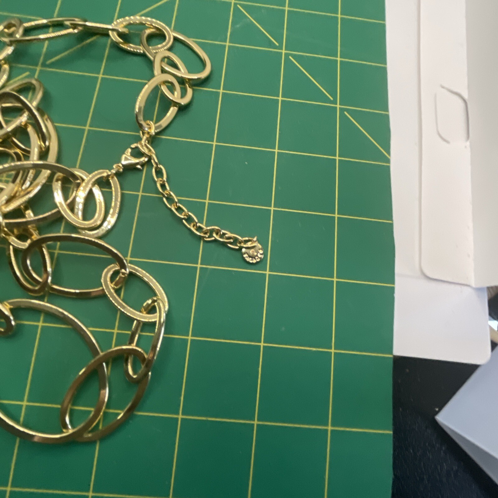 Talbots gold tone  Interlocking Circle Necklace - image 4