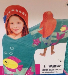 Kids Mermaid Hooded Towel Beach Pool Bath 26x45 Red Haired Mermaid