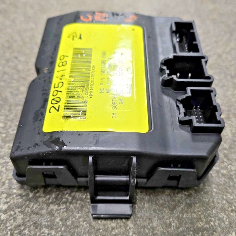 2011-2016 Cadillac SRX Tailgate Liftgate Trunk Lift Control Module 20954189 - Изображение 4 из 4