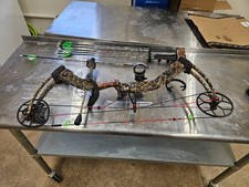 Mathews Creed XS compound bow package 28" draw right hand