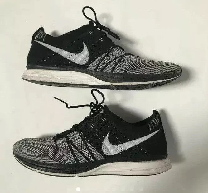 Kanye nike flyknit shop trainer