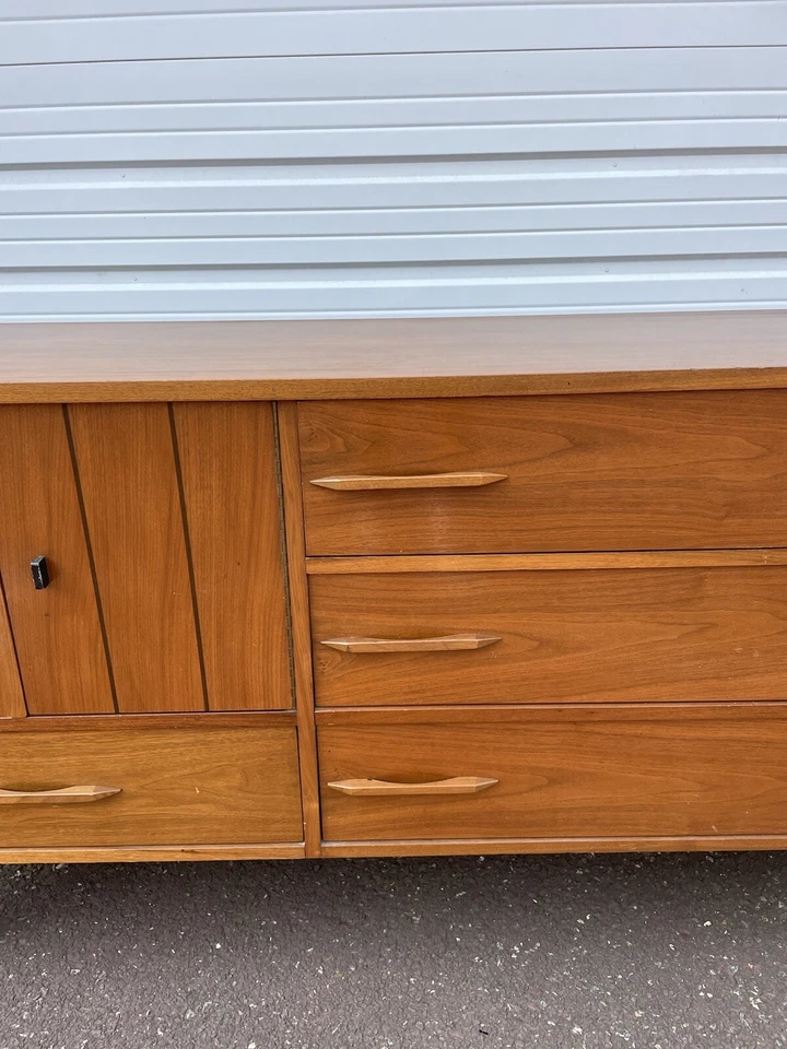 Mid Century Modern Credenza Sideboard Vintage Walnut - Image 3 of 4