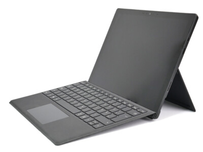 Microsoft Surface Pro 6 Schwarz 12,3'' Tablet i5-8350U 8GB 256GB SSD 2736x1824 UK
