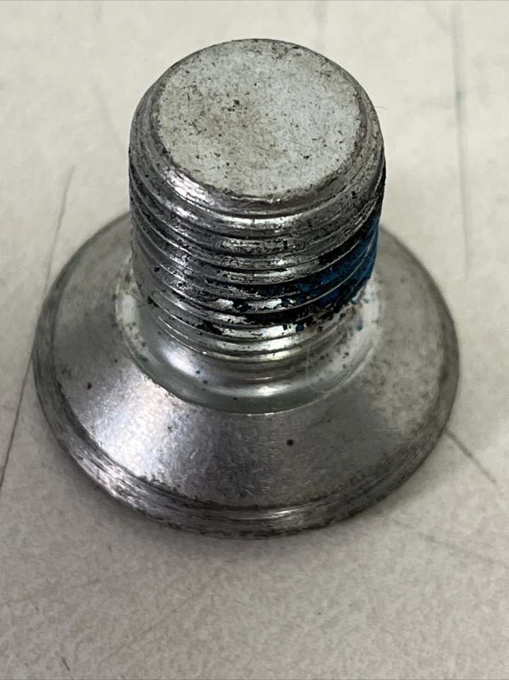 Mercedes W126 560SEL Steering wheel bolt FITS 1986-1991 Original OEM 10mm - Изображение 4 из 4