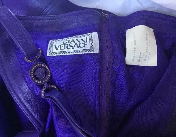 GIANNI VERSACE ABITO VINTAGE 1996 PELLE VIOLA TG 40 STUPENDO 