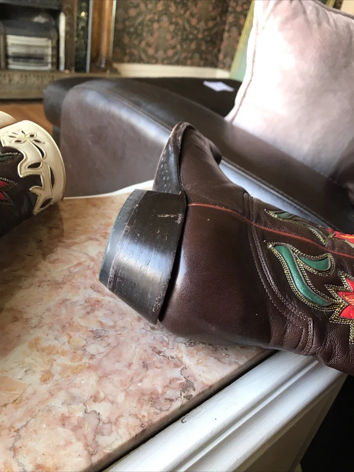 Botas vaqueras Old Gringo Bonnie Western para mujer 7 B marrón con flores punta corta Foto 4 de 4