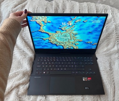HP OMEN Gaming Laptop 16 Zoll / Ryzen 7, RTX 3060, 16GB RAM + Maus+Laptoptasche