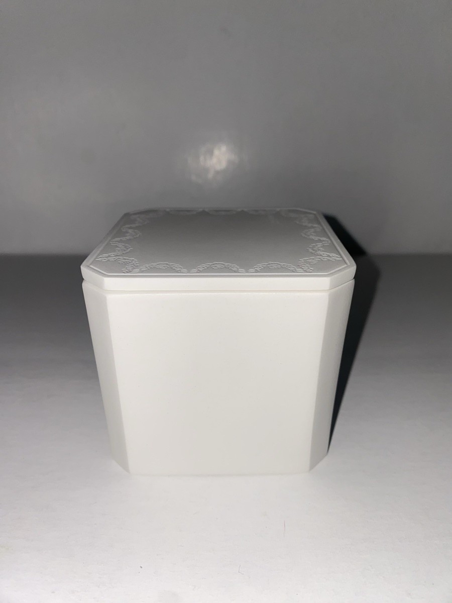 Cartier Les Ecrins Parfumes Petales Scented Candle | eBay
