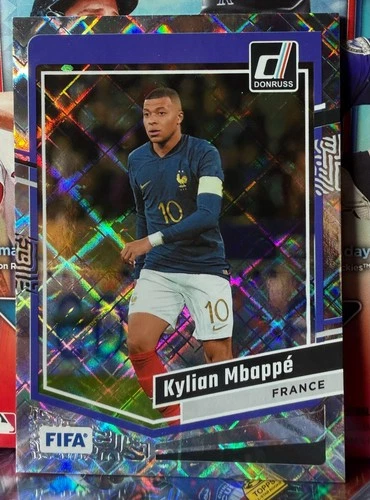Kylian Mbapp 2023 Donruss Kylian Mbapp #17 Holo