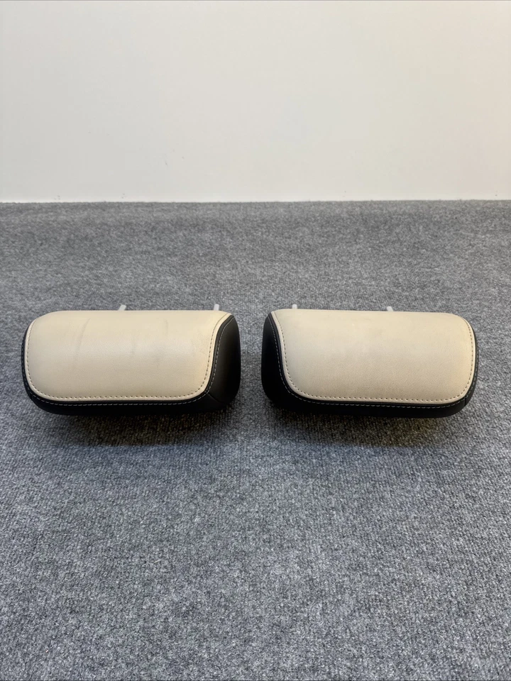 11-12 CHEVY VOLT REAR BACK LEFT & RIGHT SEAT HEADRESTS TAN LEATHER - Image 4 of 4