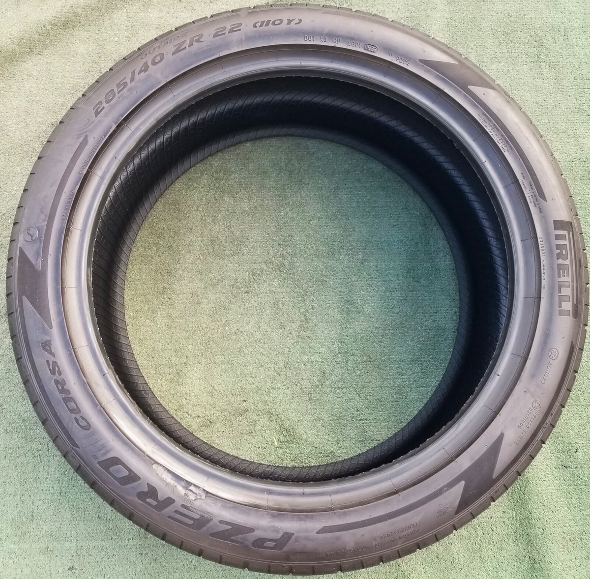 285/40R22 Pirelli P Zero Corsa Tire Lamborghini Urus 285/40ZR-22