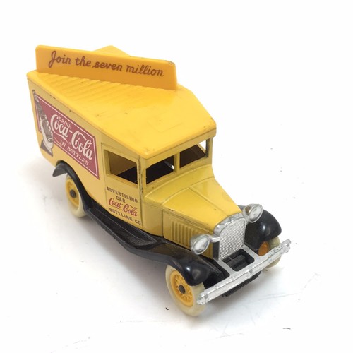 Lledo Days Gone #7-9-13-14 Coca-Cola Yellow Advertising Delivery Truck - Picture 4 of 10