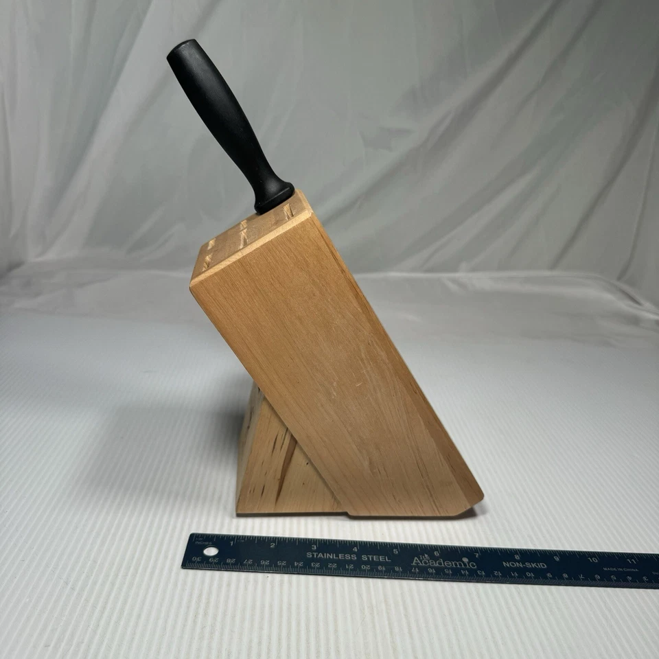 Bloque de cuchillos de madera Henkels 35100-958D con herramienta de afilado (vara) Foto 3 de 4