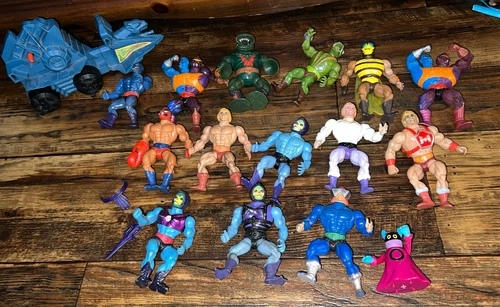 Vintage Masters Of The Universe Figure (15) Lot And Battle Ram Vehicle