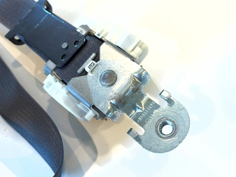 Retractor cinturón seguridad delantero conductor 2009-12 Ram 1500 2010-12 2500 3500 5KS791DVAA Foto 2 de 4