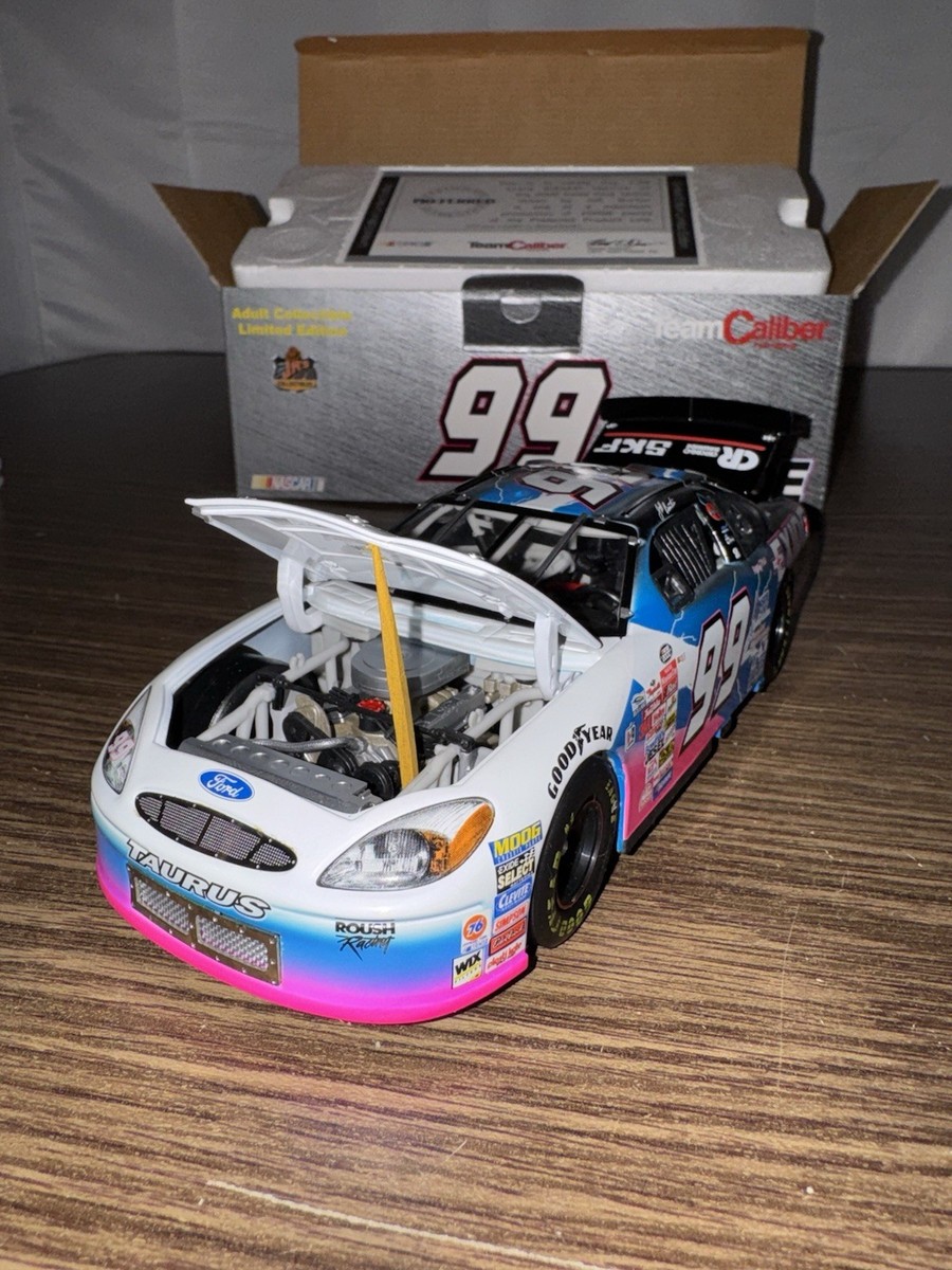 Team Caliber 1/24 Scale Diecast P992012EX-A - 2000 Ford Taurus #99 Exide