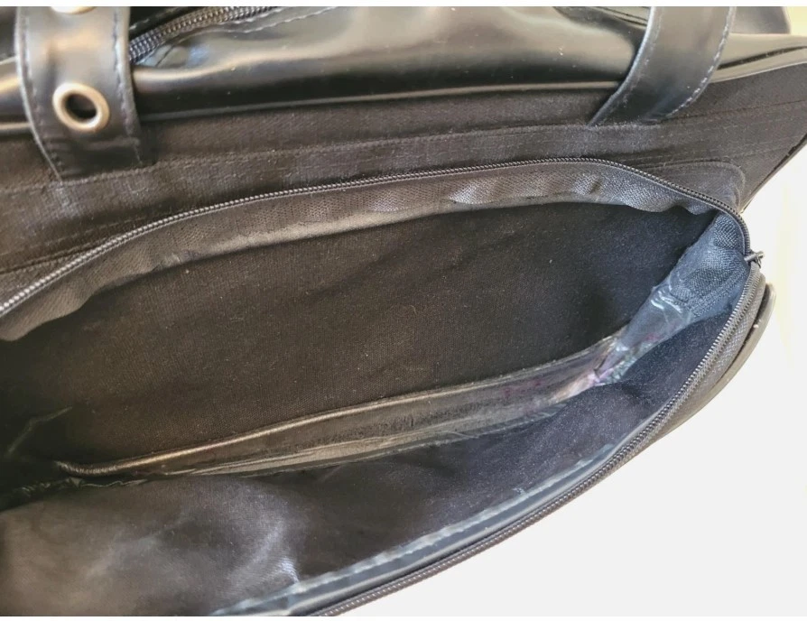 Vintage 2004 Emily The Strange Purse Hand Bag Goth Black Cat Comic Cosmic Debris - Image 4 of 4