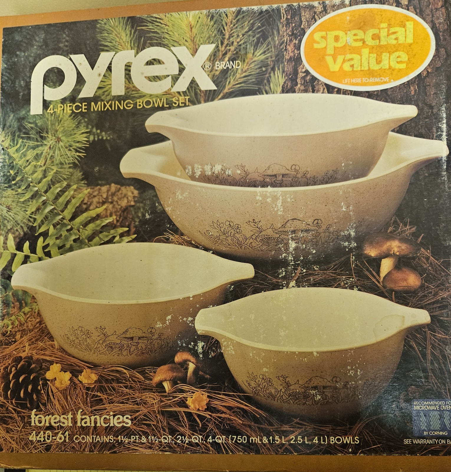 Pyrex Vintage 4 Piece Cinderella Mixing Bowl Set Forest Fancies Mushroom