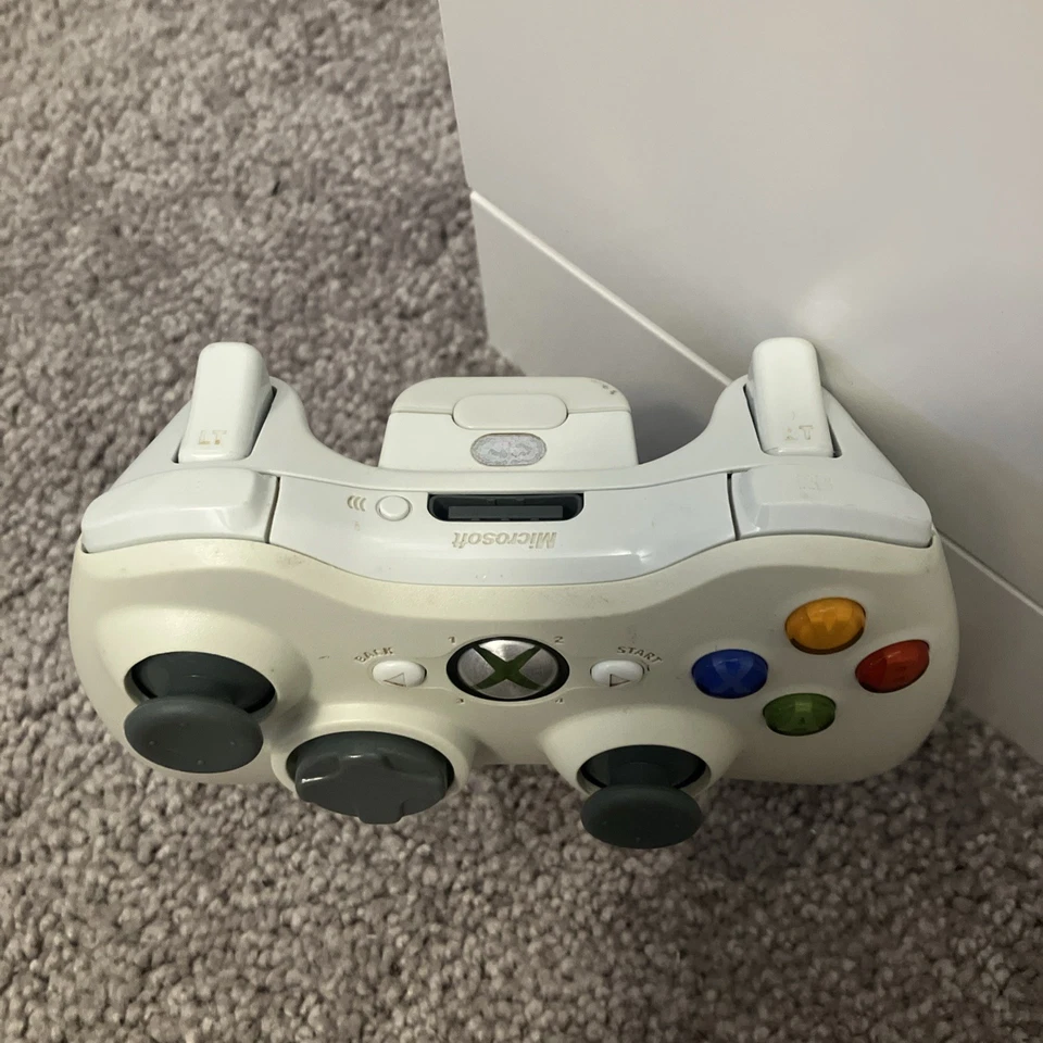 Rare Original Silver Trim White Microsoft Xbox 360 Wireless Controller! - Works! - Image 3 of 4