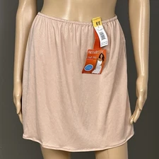 Vintage Vassarette Half Slip Side Slit Size Medium 16" Latte Beige Y2K New 11003