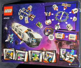 LEGO City Modular Space Station Science Toy 60433 (1097 Pieces) -Damage to Box