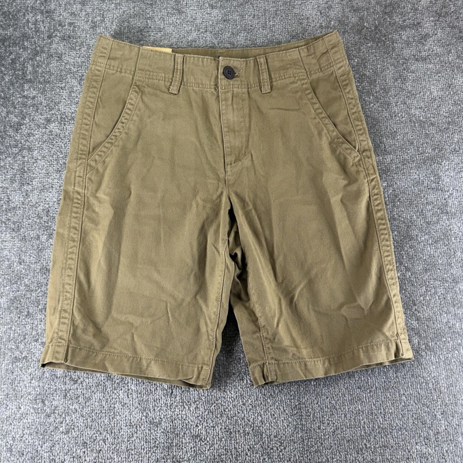 NWT Urban Pipeline Khaki Flat Front Shorts Mens Size 30 W