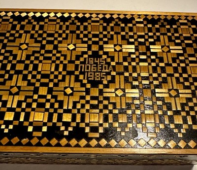 Vintage  Wood Trinket Hinged Box Intricate Rattan Overlay Geometric Designs NICE