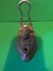 Vintage Wilson Jones Co. Cast Iron Single Hole Punch Retro #116 Office Desktop — photo 2