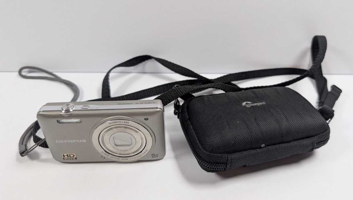 Olympus VG series VG-140 14.0MP Digital Camera - Silver for sale