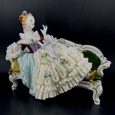 Unterweissbach Figur Tüll Porzellan Dame Barock bunt Hund Dog Blumen Windhund