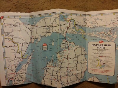 Vintage Northeastern region full color & detailed map w/key index issued by AAA