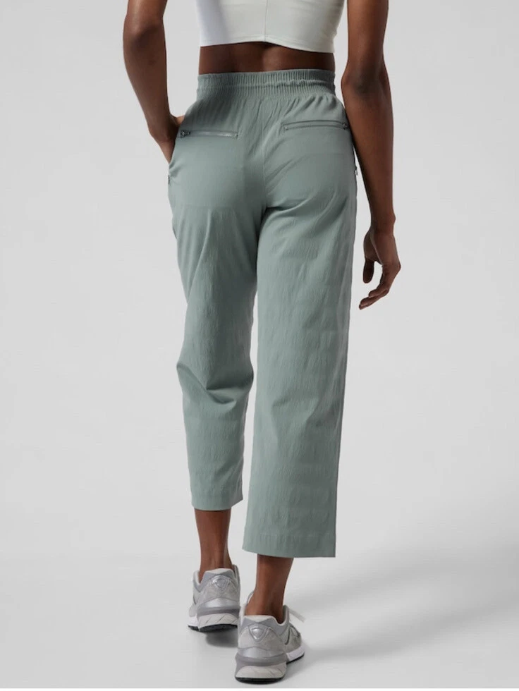 NWT Athleta Trekkie Straight Crop Pant 14 Minimalist Grey