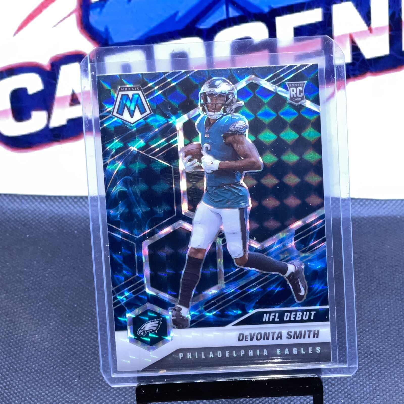 DeVonta Smith 2021 Mosaic NFL Debut Rookie Genesis Eagles #246 Prizm SSP RC