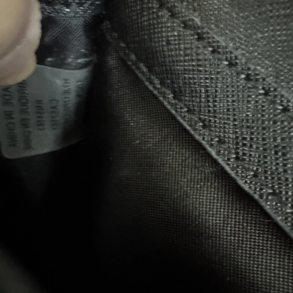 Bolso Bandolera y Cartera Bolso sin asas Calvin Klein Pequeño Negro con Correa Foto 4 de 4