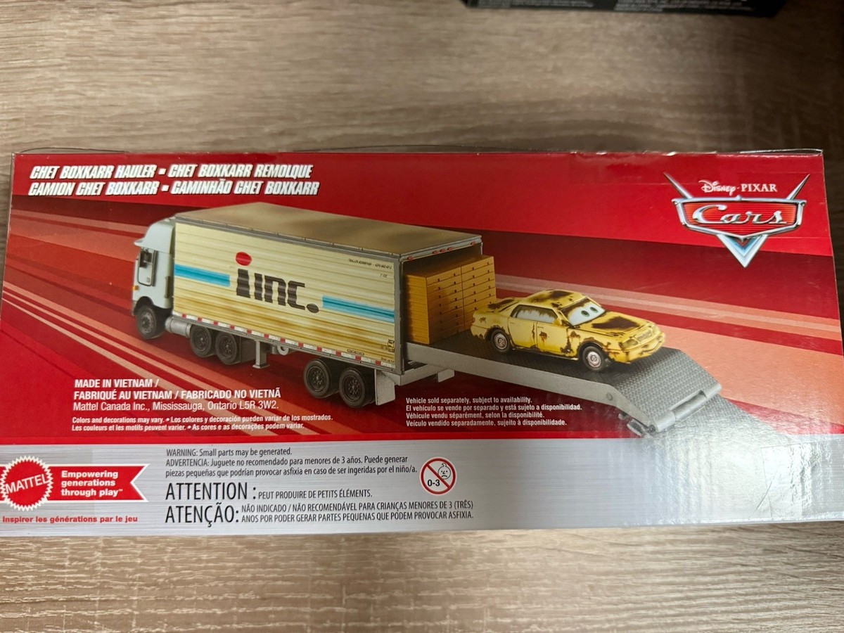Disney Pixar Cars Chet Boxkaar Hauler & Mcqueen Hauler Mack