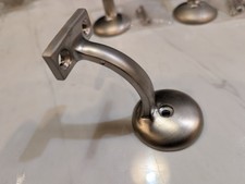 Soportes decorativos para pasamanos de escalera Surewood - Lote de 6 - Montaje en pared de níquel satinado